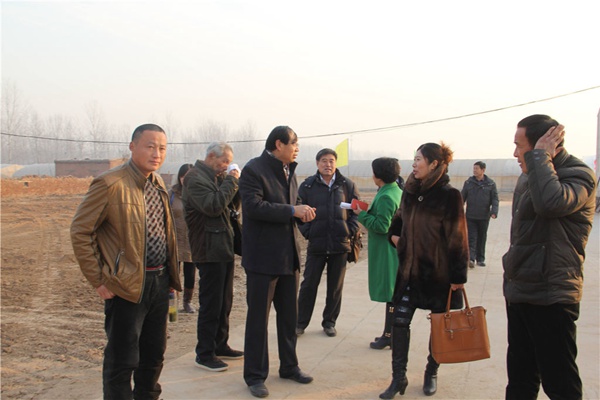 旅行庄闲官网200亩脱毒种苗基地 庄闲和游戏(中国)股份有限公司-官网